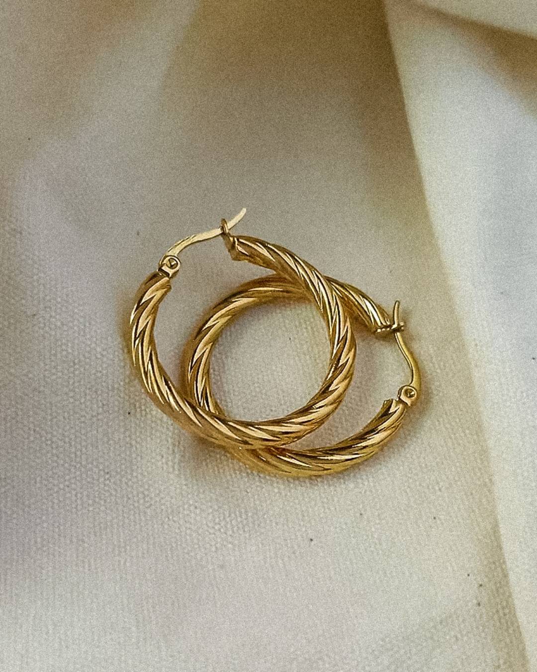 Vento Earrings - Image 4