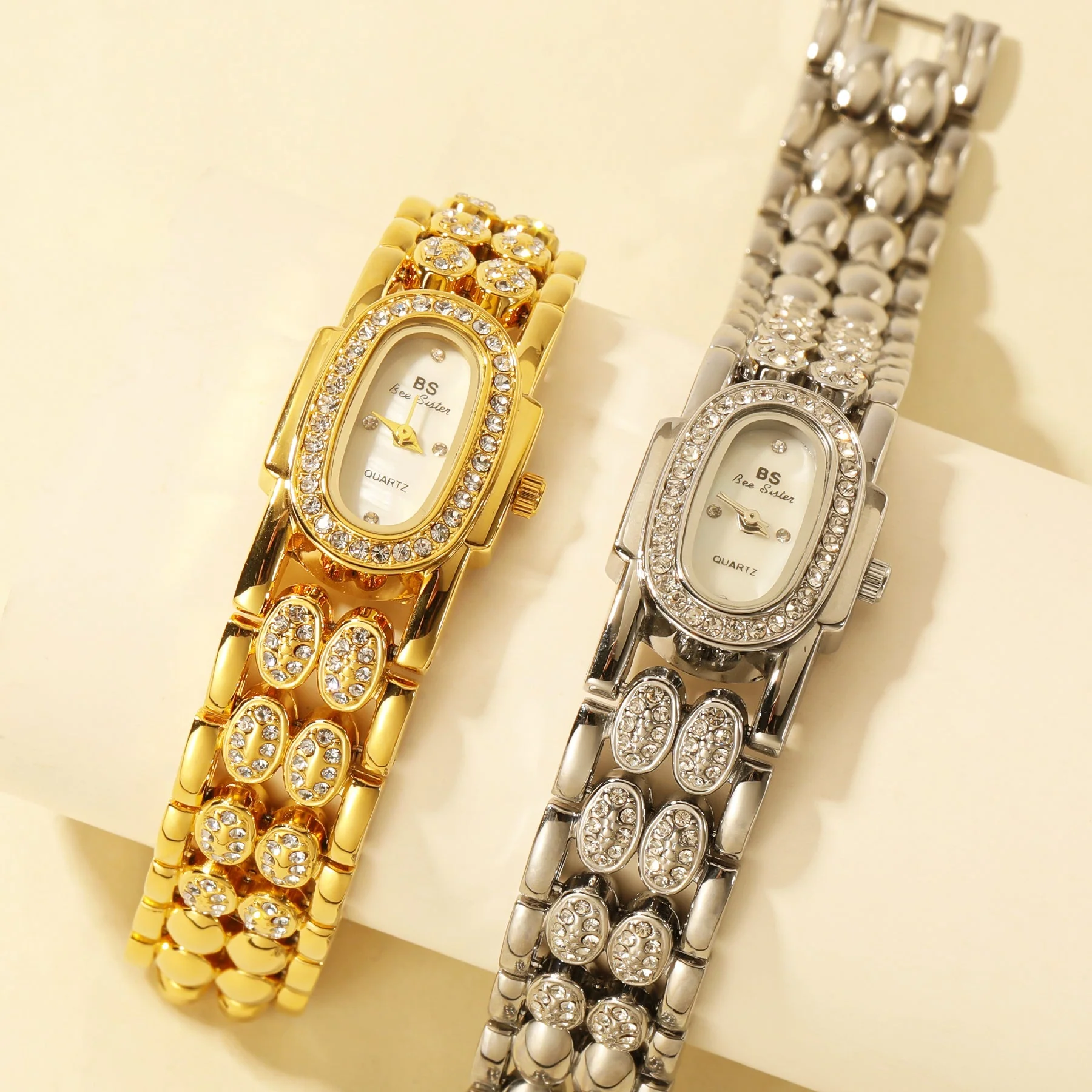 Voyager Vintage Watch - Image 9